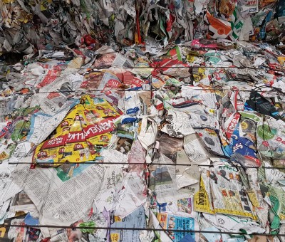 Paper and newspapers