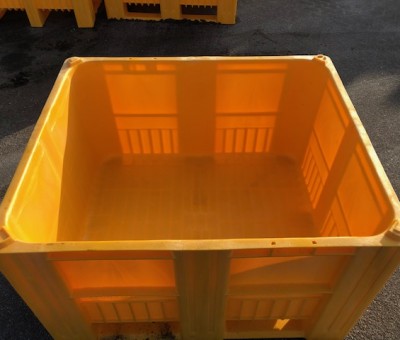 Yellow Plast Boxes