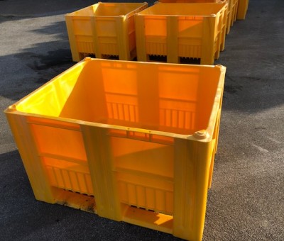 Yellow Plast Boxes