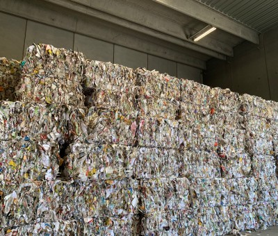 Paper and newspapers